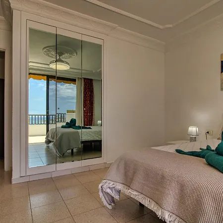Luxuspenthouse Garajonay By Interhome