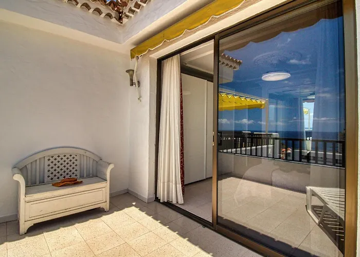 Luxuspenthouse Garajonay By Interhome